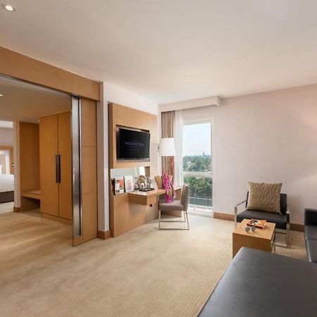 Novotel Yangon Max Εξωτερικό φωτογραφία