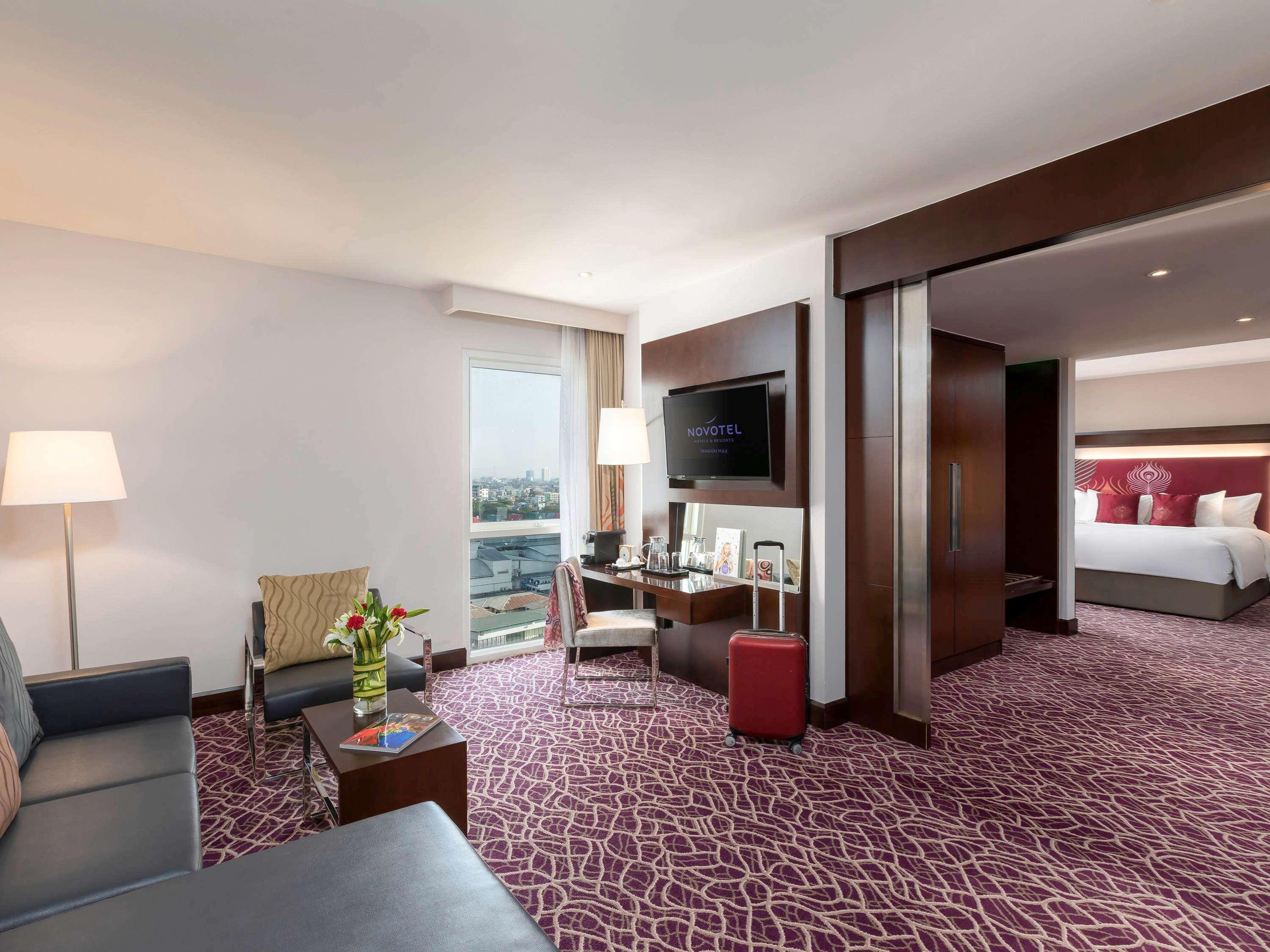 Novotel Yangon Max Εξωτερικό φωτογραφία