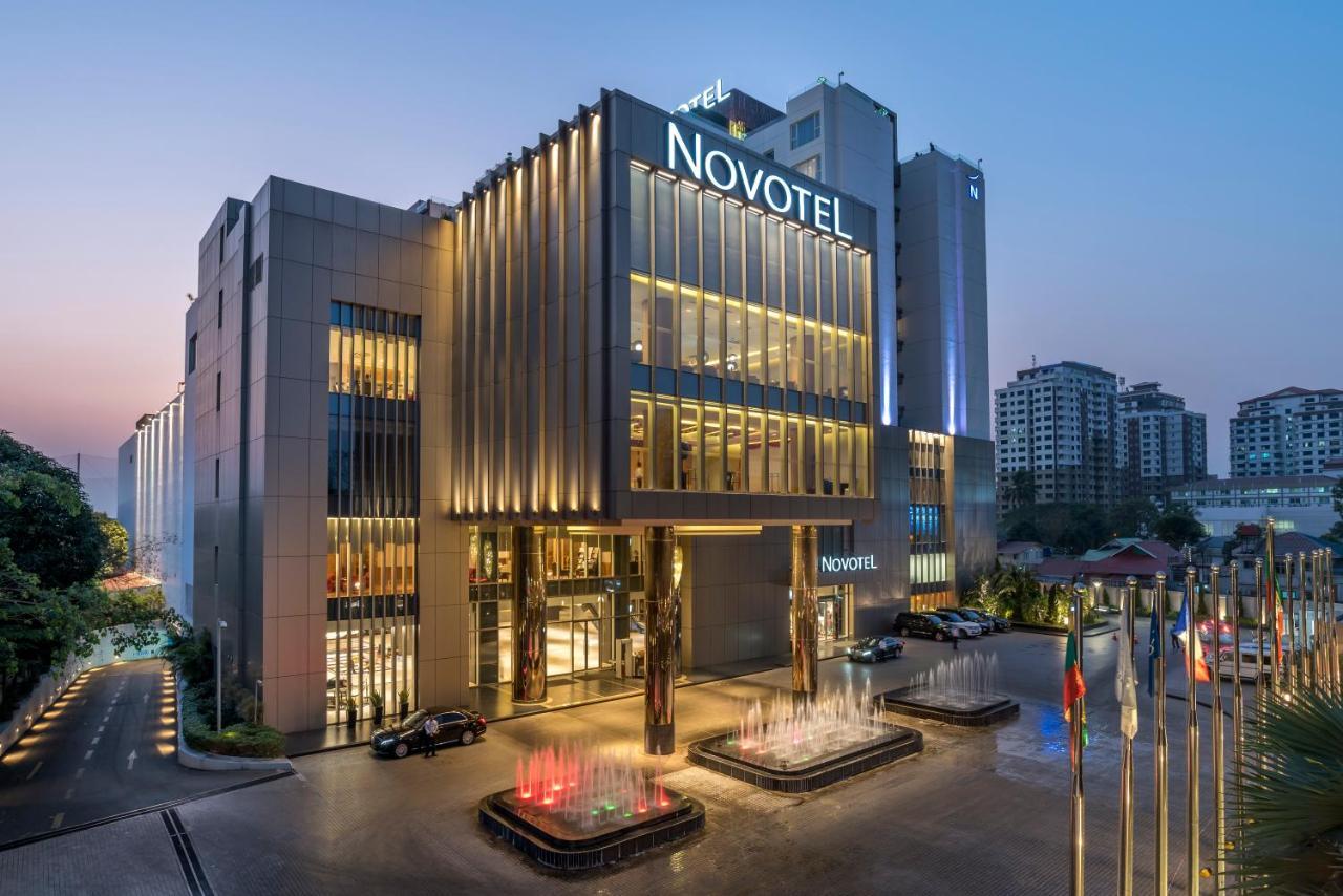 Novotel Yangon Max Εξωτερικό φωτογραφία