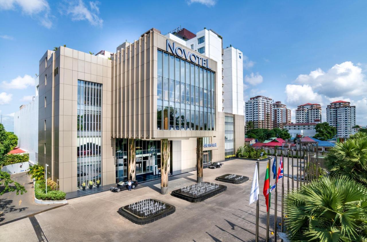Novotel Yangon Max Εξωτερικό φωτογραφία
