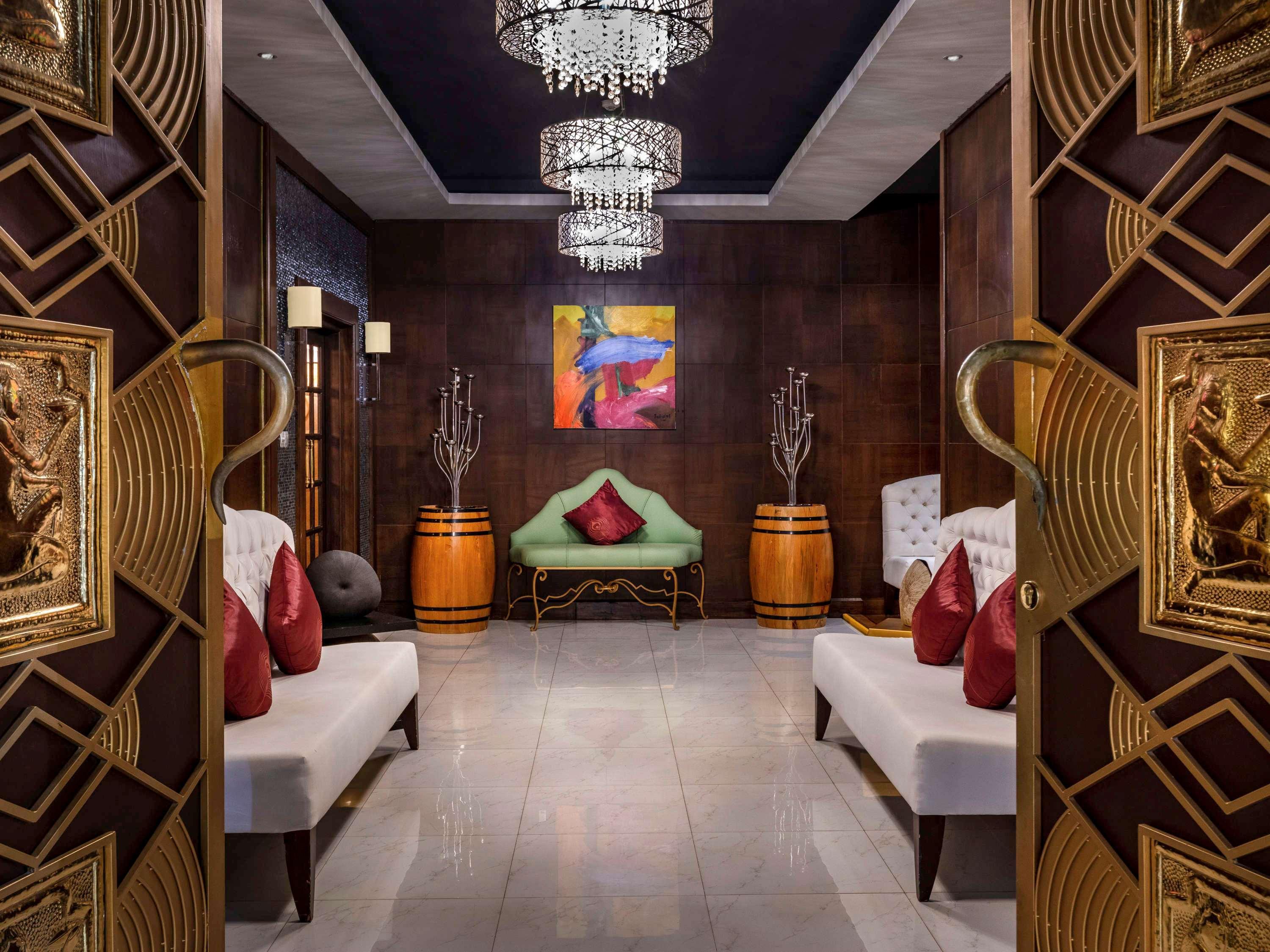 Novotel Yangon Max Εξωτερικό φωτογραφία