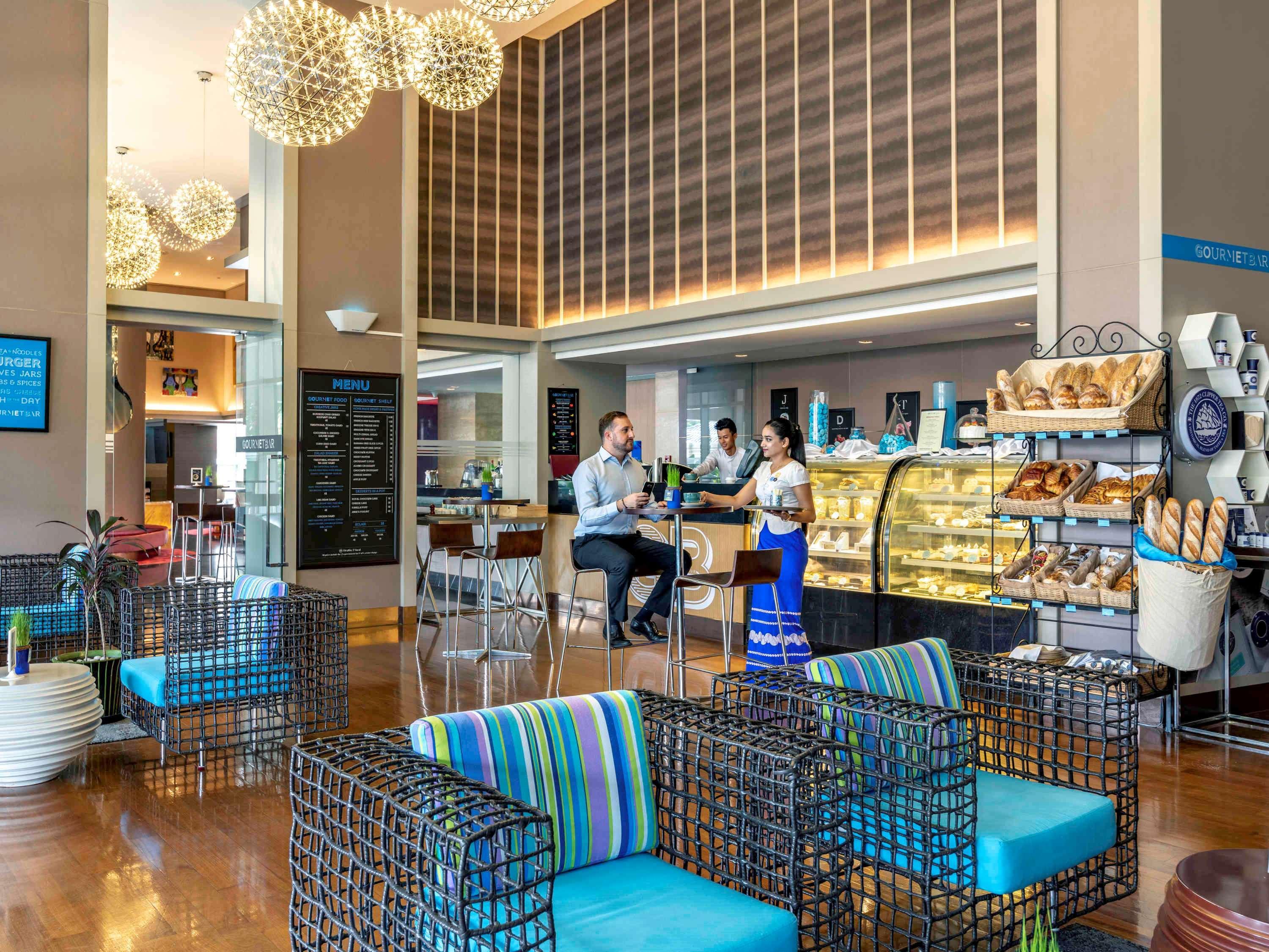 Novotel Yangon Max Εξωτερικό φωτογραφία